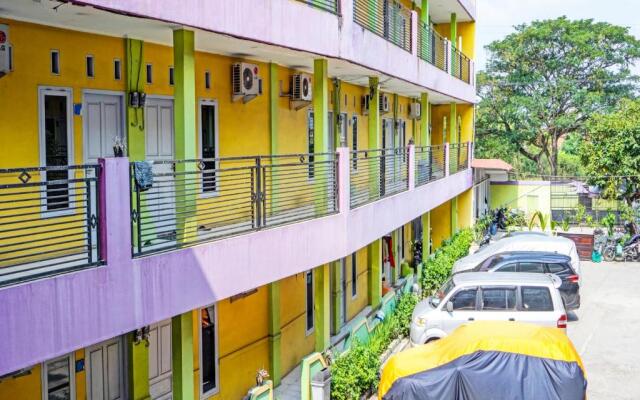 Oyo 91796 Guest House Ghalta Syariah