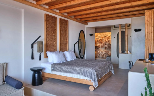 Mythic Paros