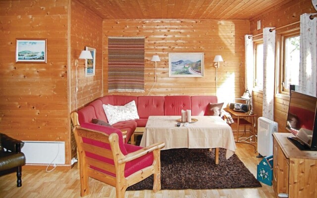 Amazing Home in Farsund With 3 Bedrooms and Wifi