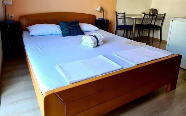 Olive Garden Apartments Petrovic