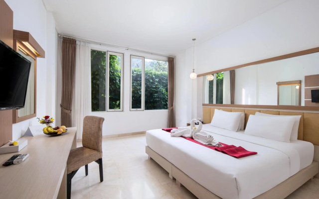 Royal Hotel and Villa Trawas – Guest Rooms – Trawas
