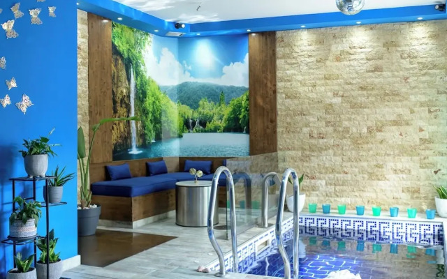 Krousonas Mountain View Suite