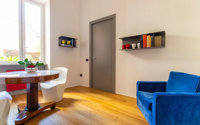 Amana in Naples With 1 Bedrooms and 1 Bathrooms