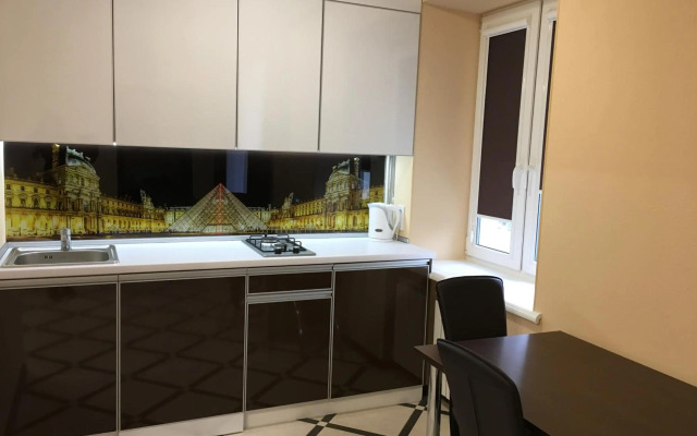 Luxury Studios on Nauki Avenue