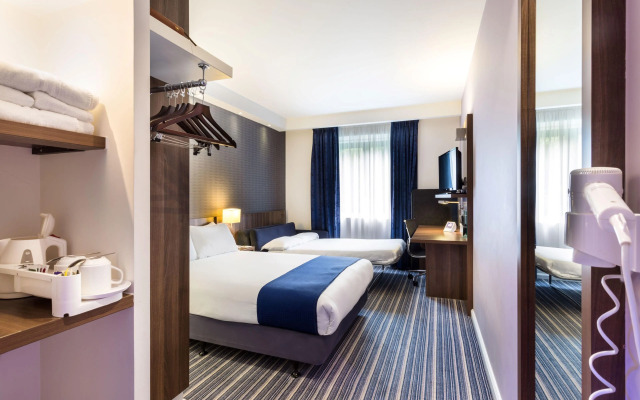 Holiday Inn Express Colchester by IHG