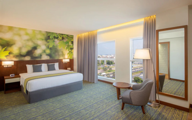 Levatio Hotel & Suites