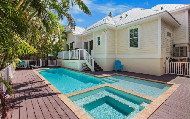 Sunset & Sand 4 Bedroom Townhouse