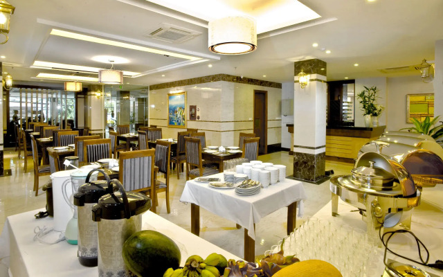 Gallant Hotel