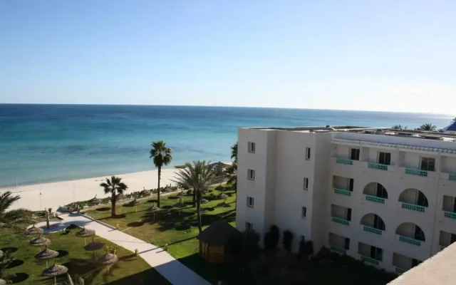 Sol Palmeras Beach - Family Hotel