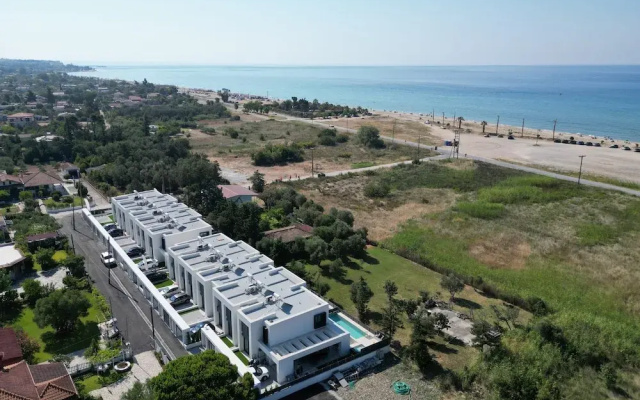 Serene Villas Halkidiki - Cfront Private Pool