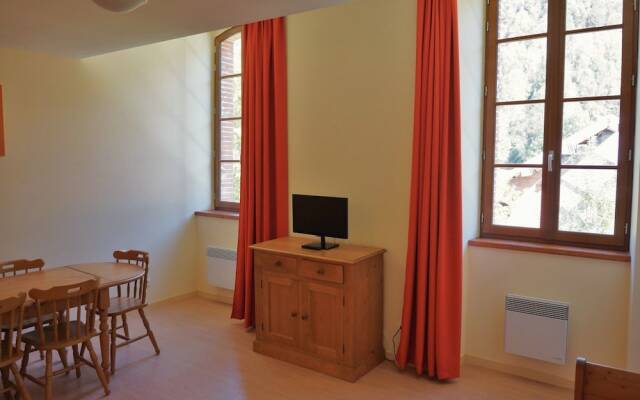 Logement n209 6pers face aux Thermes