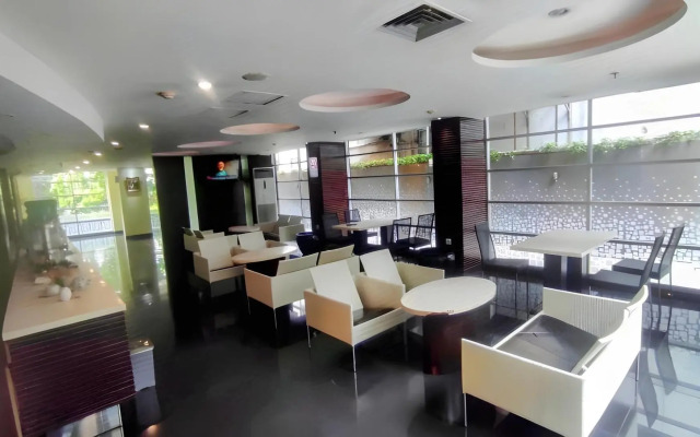 Studio One Hotel