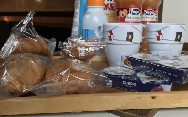 Boat, Sleep & Tours EHoa