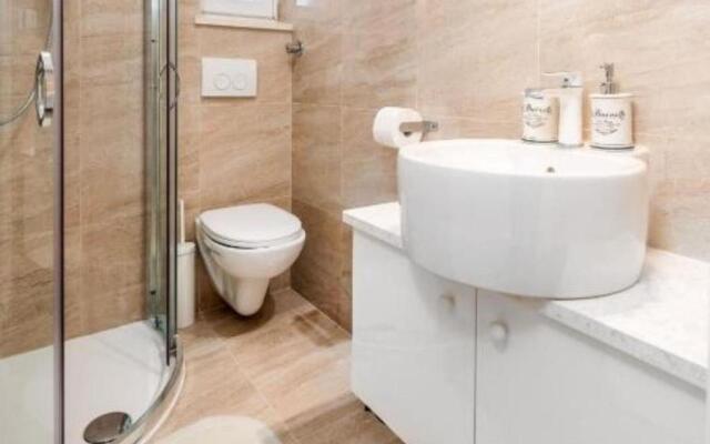 Beachfront Apartment Crikvenica