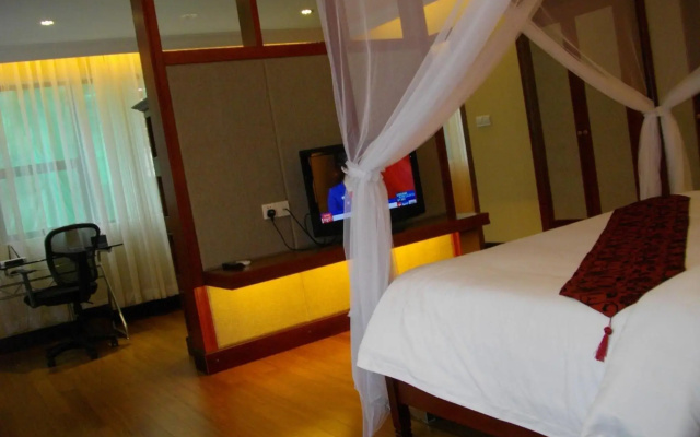 Lux Riverside Hotel & Apartment