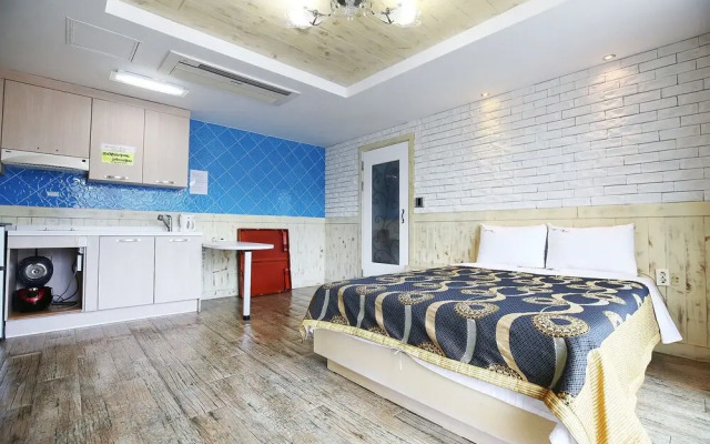 Taean Subichi Castle Pension