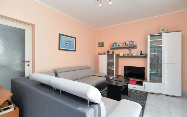 Apartment 1956