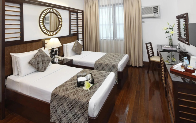 Manila Lotus Hotel