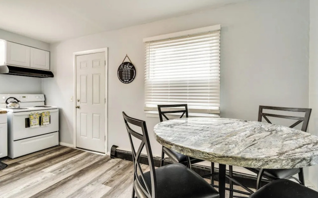 Rochester Retreat Near Parks, Entertainment & More