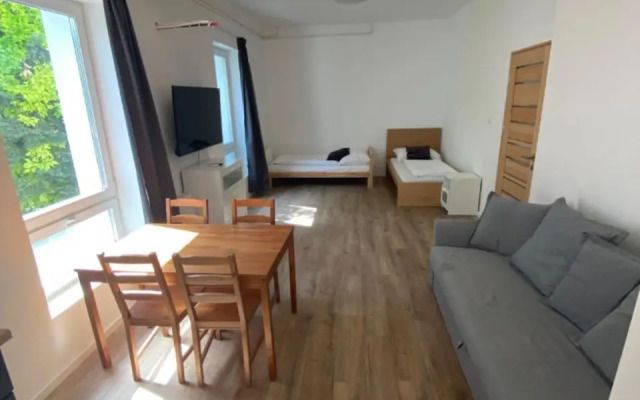 Benjamin Apartment