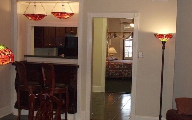 Plaza Suites Downtown New Orleans