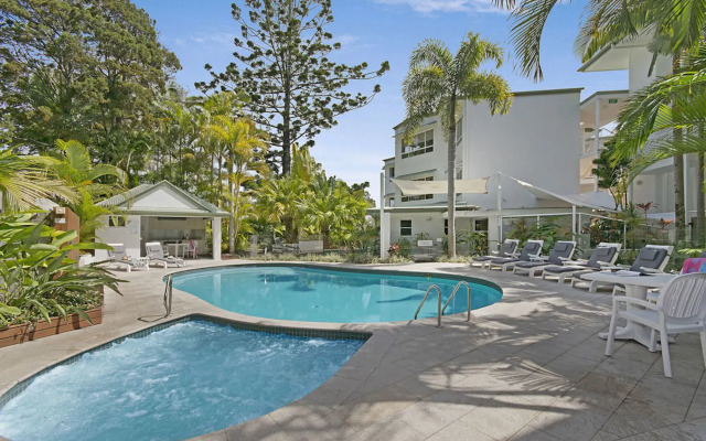 The Lookout Resort