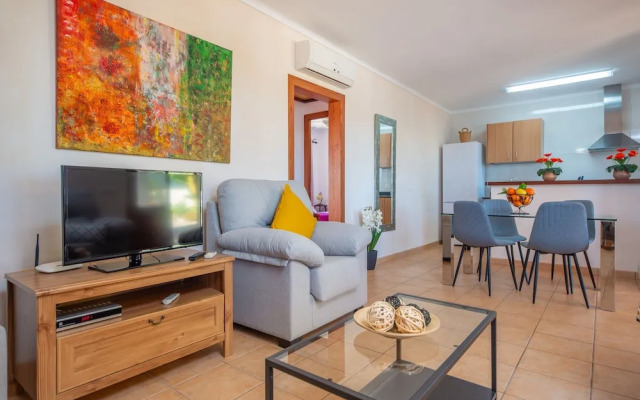 Vista Sol in Ariany With 2 Bedrooms and 1 Bathrooms