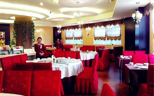 Fengsheng Zhongzhou Business Hotel