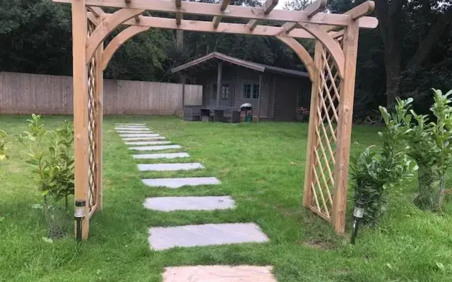 The Secret Cottage & Hideaway Caravan