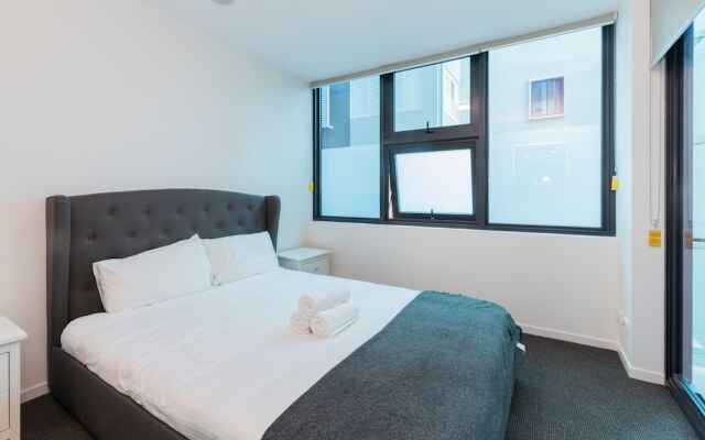 Sofun Apartment on Manning St
