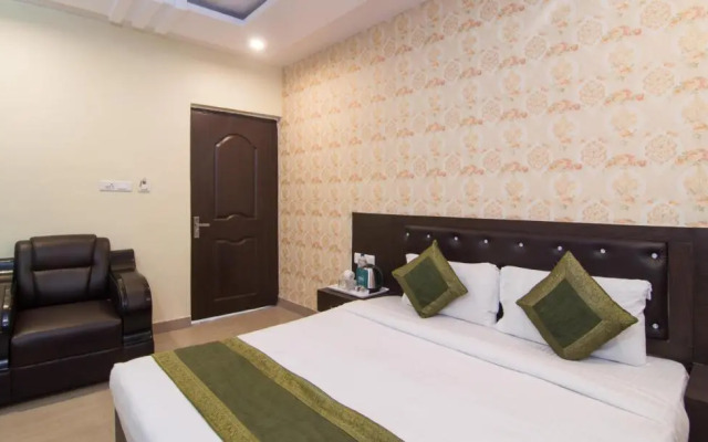 Treebo Trend Coral Tree Lucknow