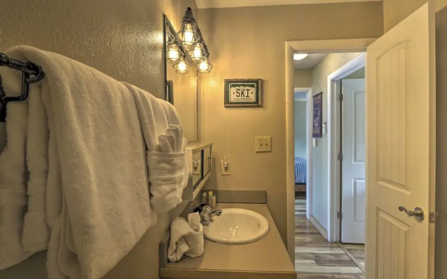 Main St Condo in Tannhauser With Balcony!