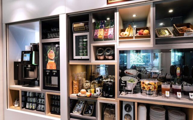 B&B Hotel Freiburg-Süd