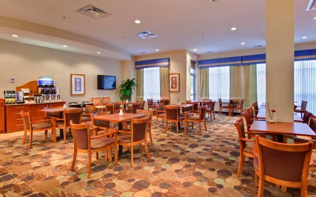 Holiday Inn Express Hotel & Suites Edmonton South by IHG