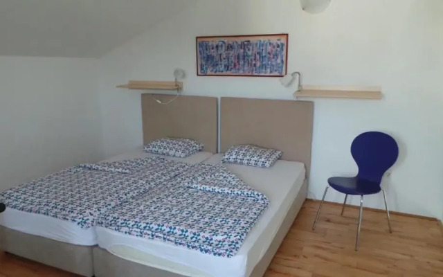 Apartments Henc