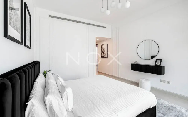2BR 908 Bay Square B13