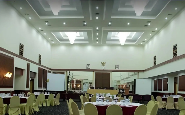 Oasis Amir Hotel