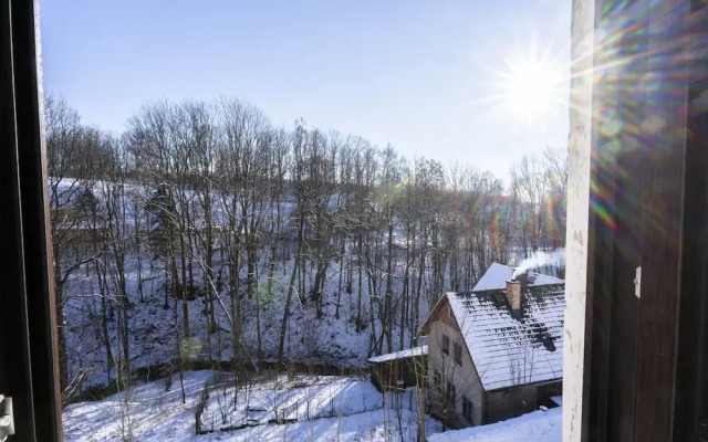 Villa in Rudnik With Private hot tub