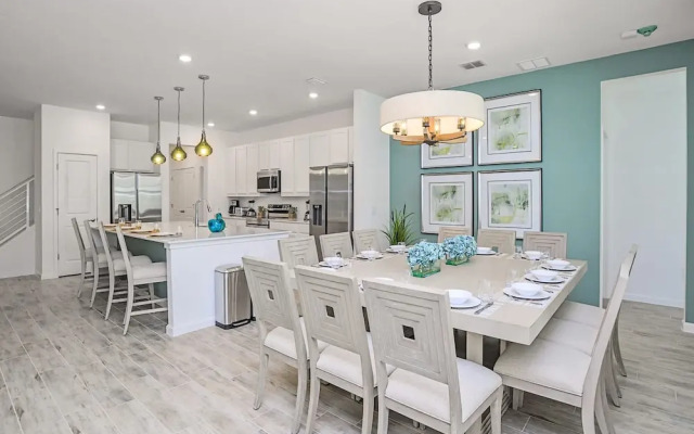 Upstay - Magic Mansion w Pool-spa-cinema-games