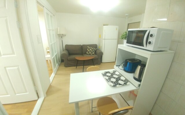 CN House