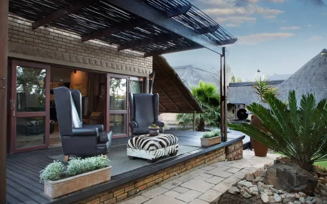 Wings and Water Guest Villa - Adults Only