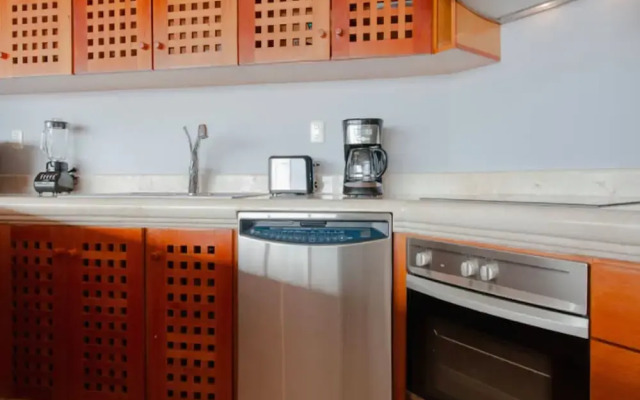 Alta Vista 3Br Condo By Rmh
