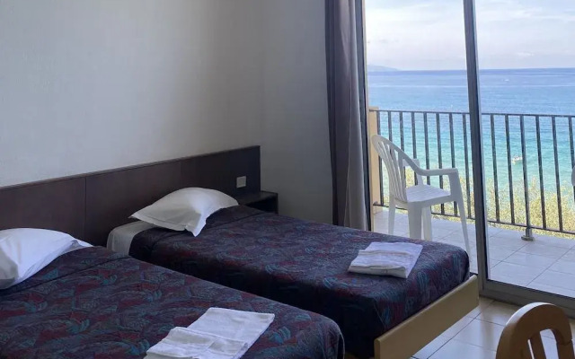 Hotel à Rena d'Oru