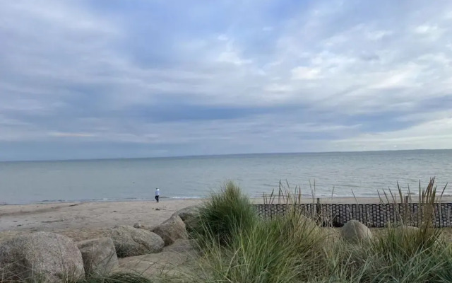 Baltic See Flat Modern Retreat