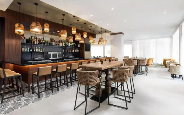 AC by Marriott Hotel Honolulu