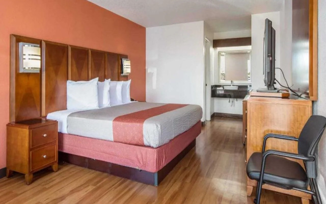 Motel 6 Van Buren, AR