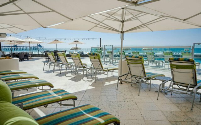 Pier South Resort, Autograph Collection by Marriott