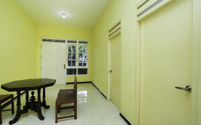 OYO 2663 Jombang Permai Syariah Residence