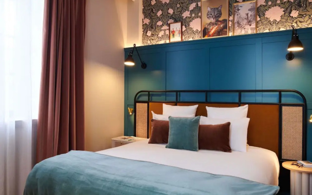 Square Lodge Hotel La Roche Sur Yon - Handwritten Collection