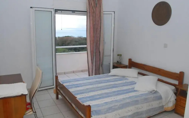 Amazona Apartments and Studios